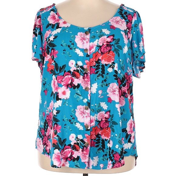 Torrid Size 2x Blue Flower Fit and Flared Blouse Shirt Size 2 Size 18/20 - Picture 1 of 4